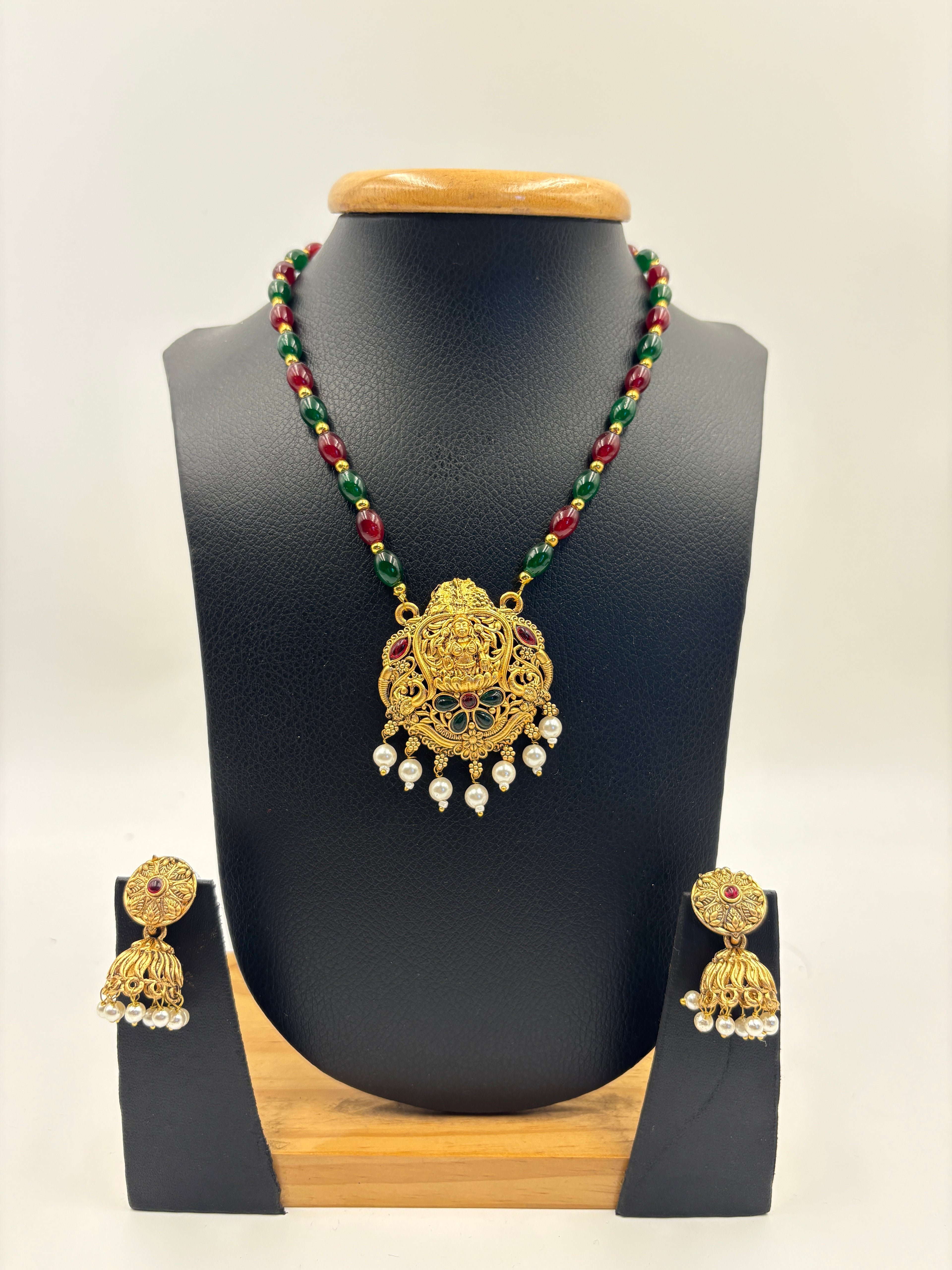 Royal Temple Pendant Necklace Set