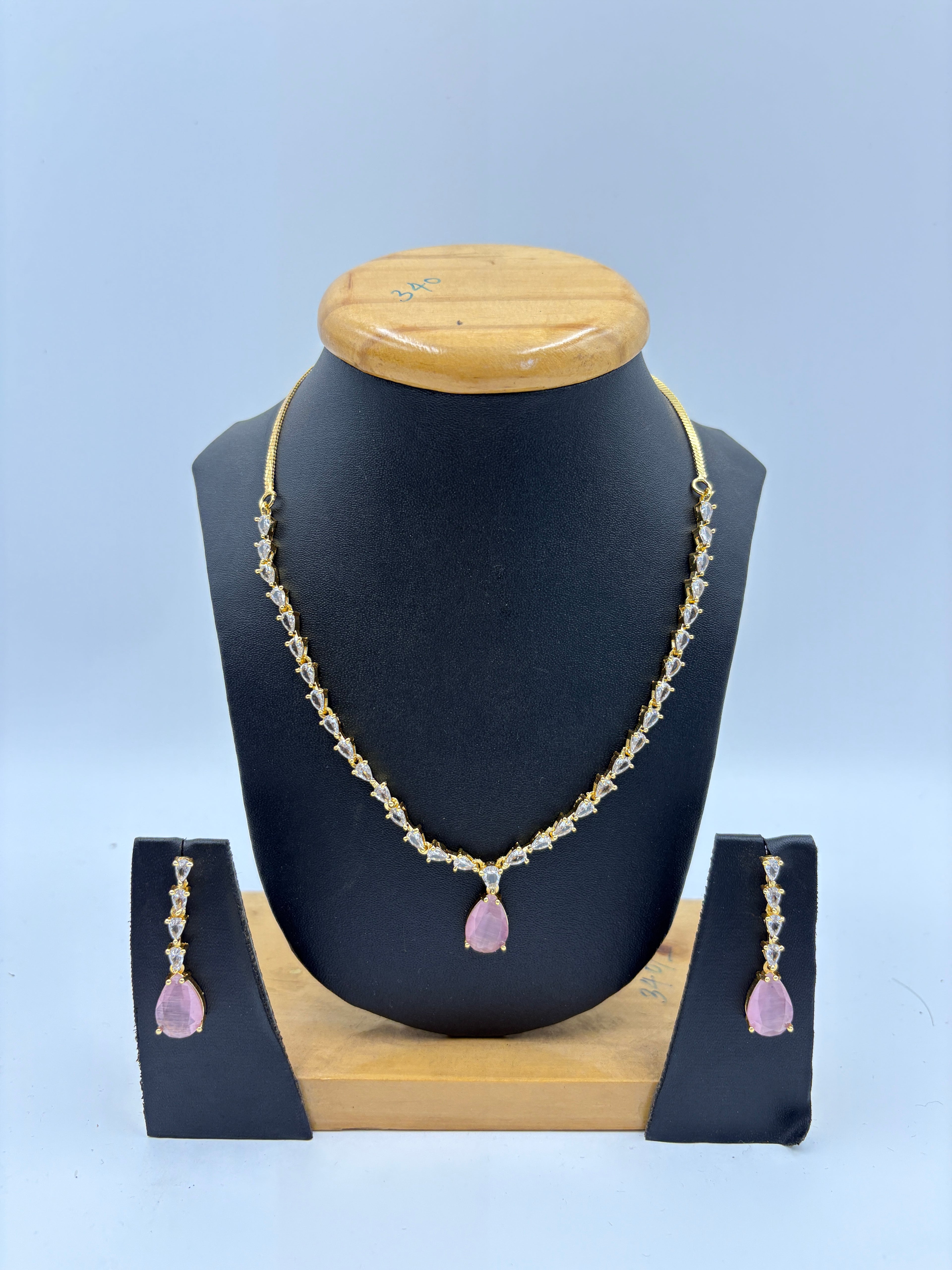 Teardrop Stone Necklace Set