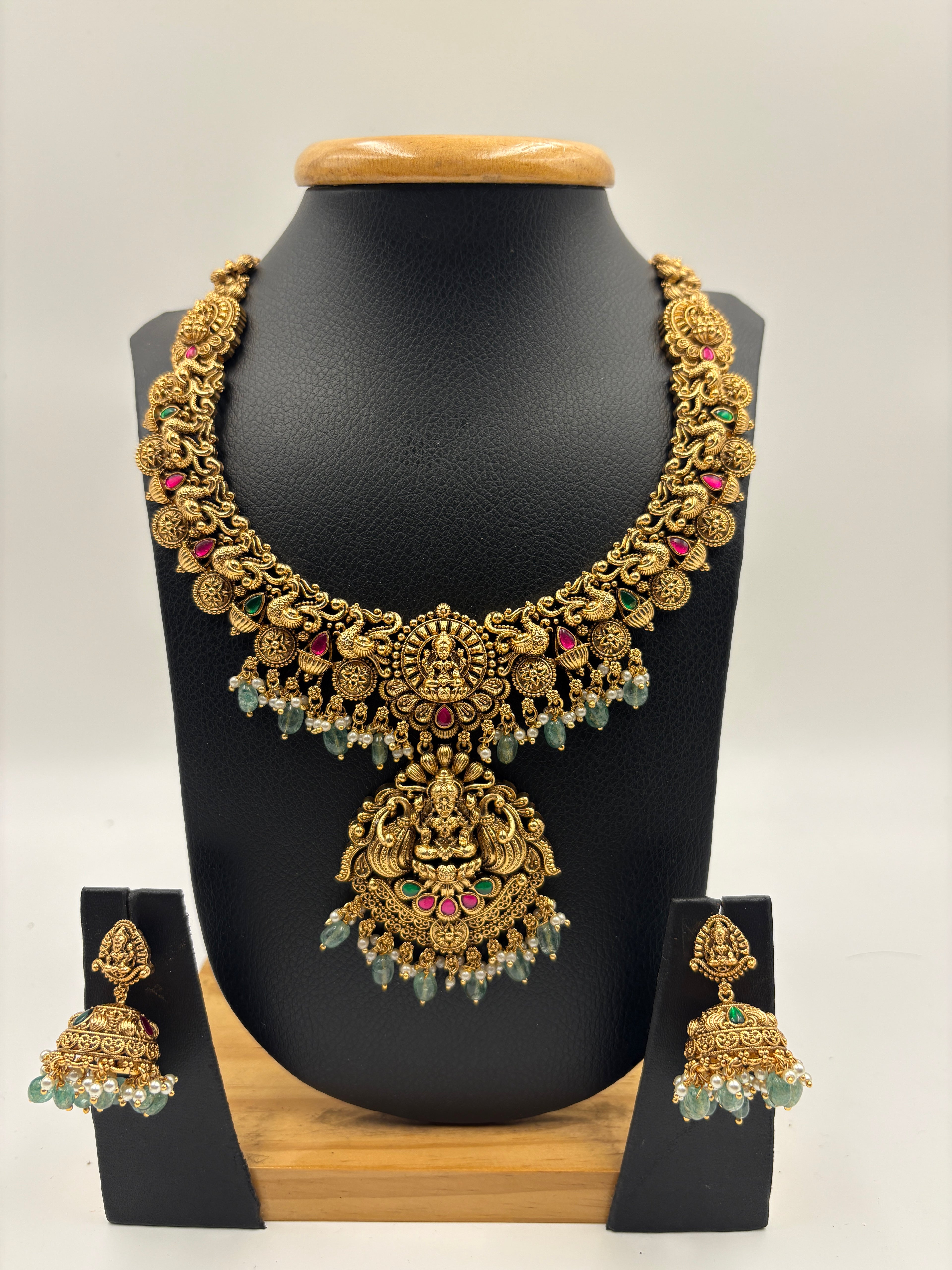 Royal Temple Pendant Necklace Set