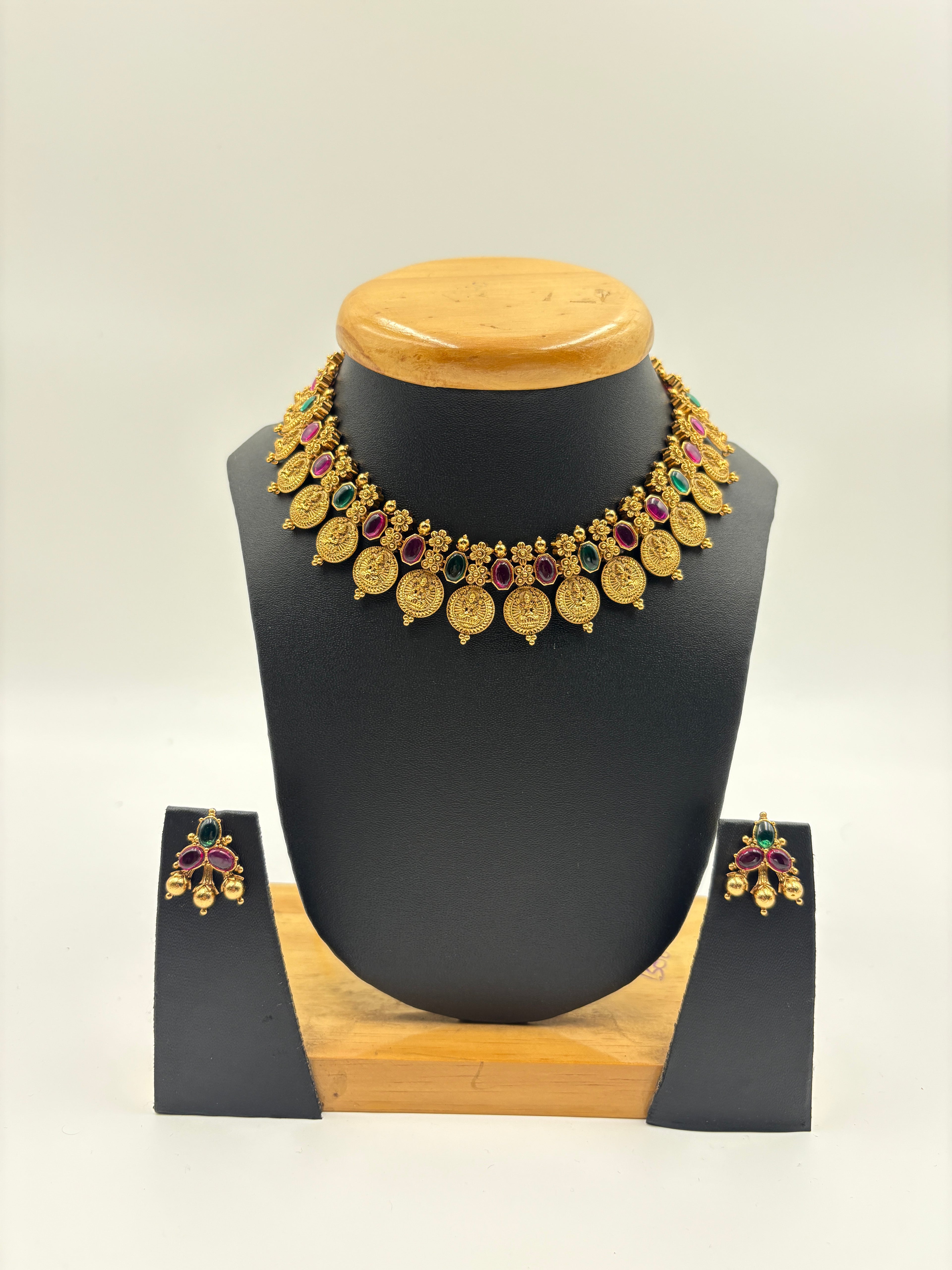 Temple Coin Choker Necklace Set